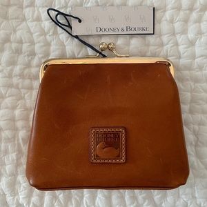 Dooney & Bourke wallet NWT